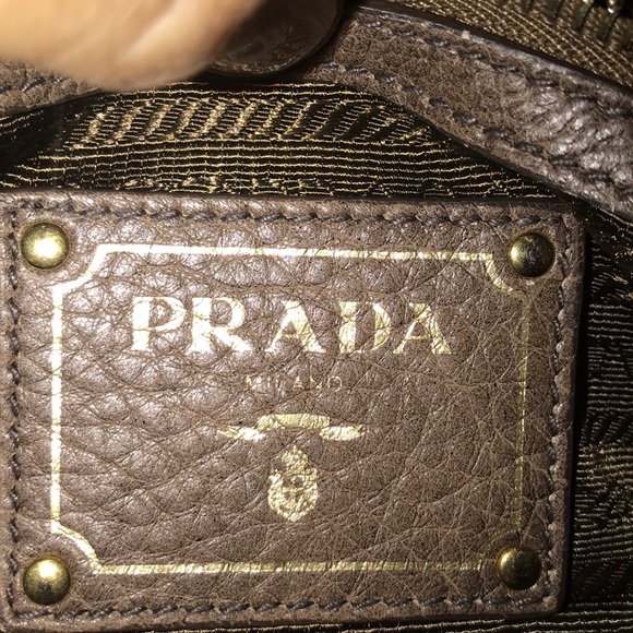 Authentic Prada bag - Picture 4 of 9
